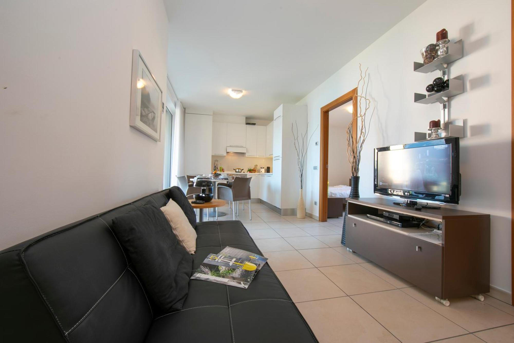 Vista Di Maccagno Fantastico Pool - Happy Rentals 外观 照片